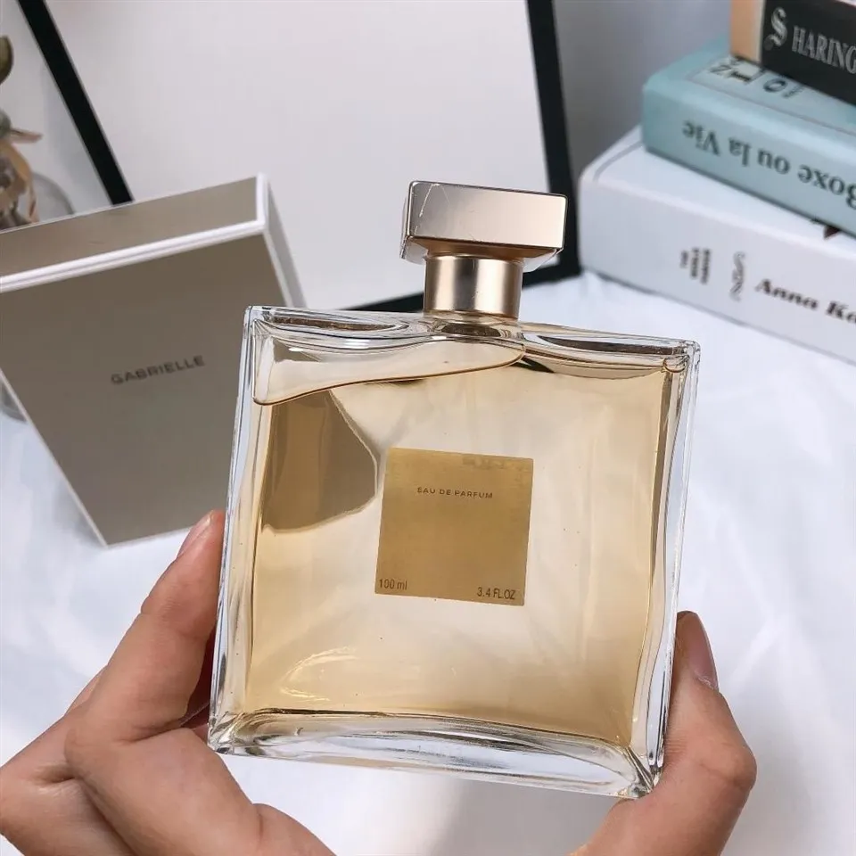 floral-and-vanilla-perfume-sweet-feminine-creamy-bottle-front-view